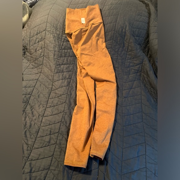 Lot of Women’s Fitness shoes and attire - Picture 3 of 11